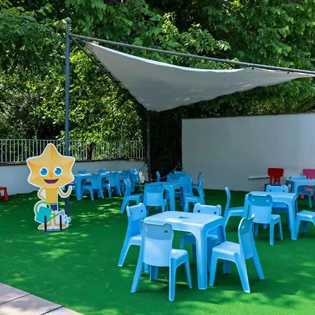 アパートホテル Medplaya Sant Eloi 3*